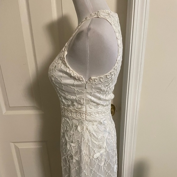 Beautiful white Sue Wong dress - Picture 9 of 13